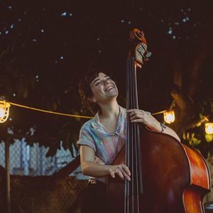 Meet your Posher, Aviva